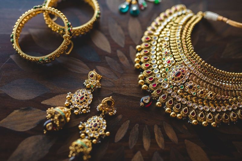 The Importance Of Wearing Indian Jewellery.